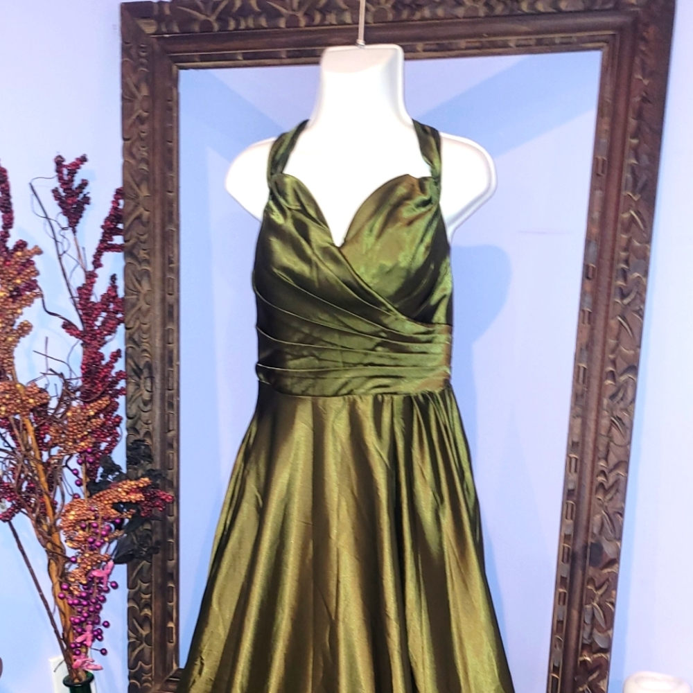 Formal/prom/cocktail dress